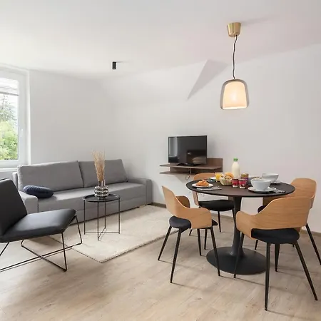 Apartment Opn